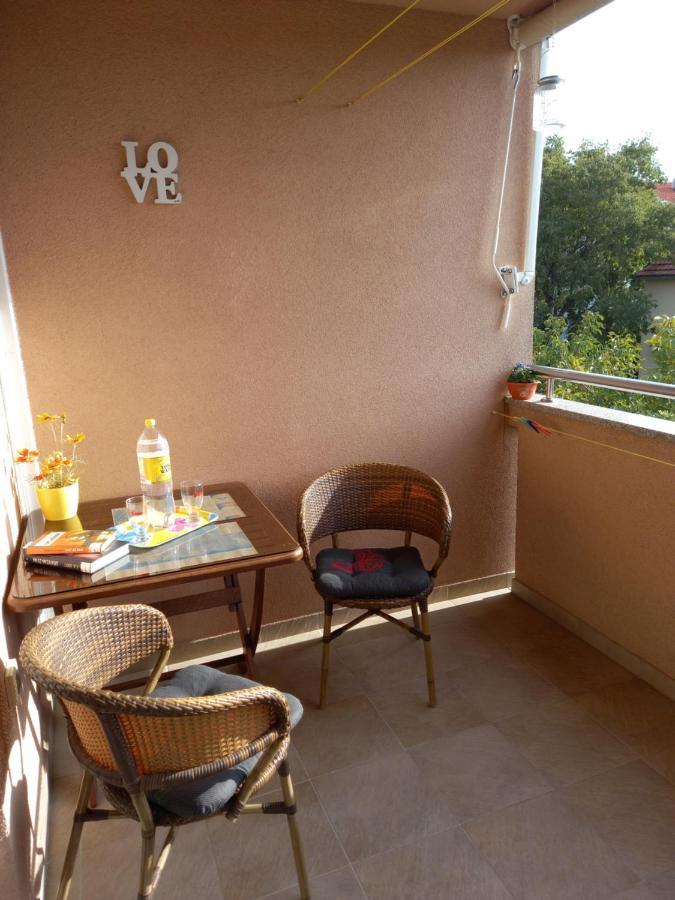 Apartman Silva Биоград на Мору Екстериор снимка